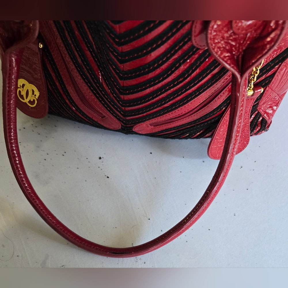Sharif Original 1827 Designer Purse Red/Black Leather Shoulder Bag *Bonus Tote - Picture 7 of 14
